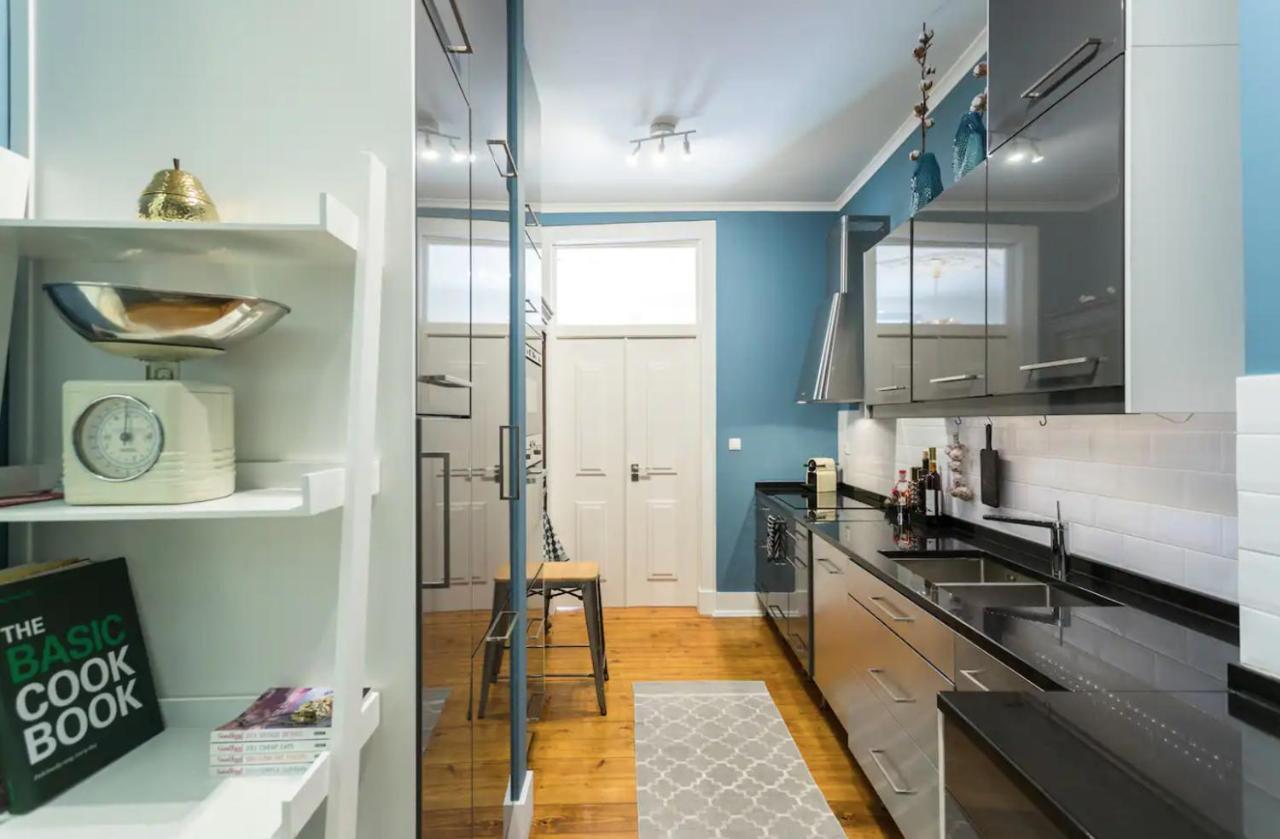 Beautiful And Stylish 5Br In The Heart Of Chiado Lejlighed Lisboa Eksteriør billede